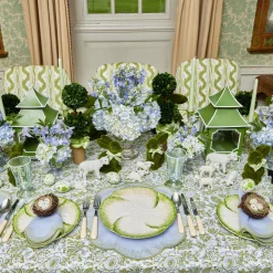 Capri Lettuce Dinner Plate|Mrs. Alice Hot