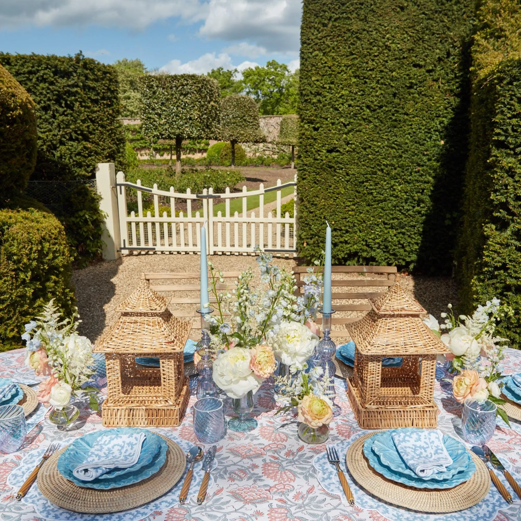 Edie Blue Coral Placemats & Napkins (Set Of 4)|Mrs. Alice Online