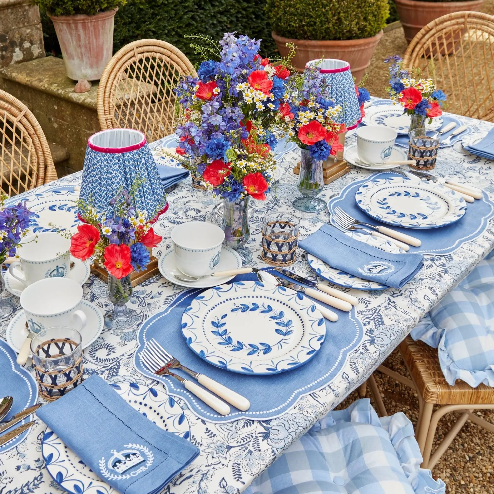 Elizabeth Garland Dinner Plates (Set Of 4)|Mrs. Alice Online