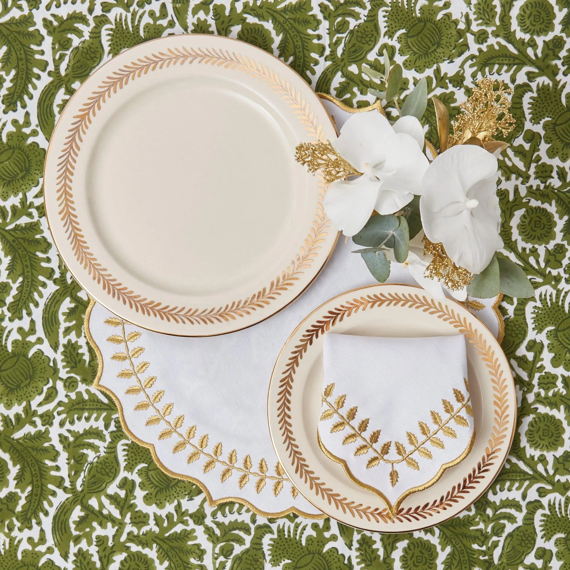 Gold Garland Dinner Plates (Set Of 4)|Mrs. Alice Best