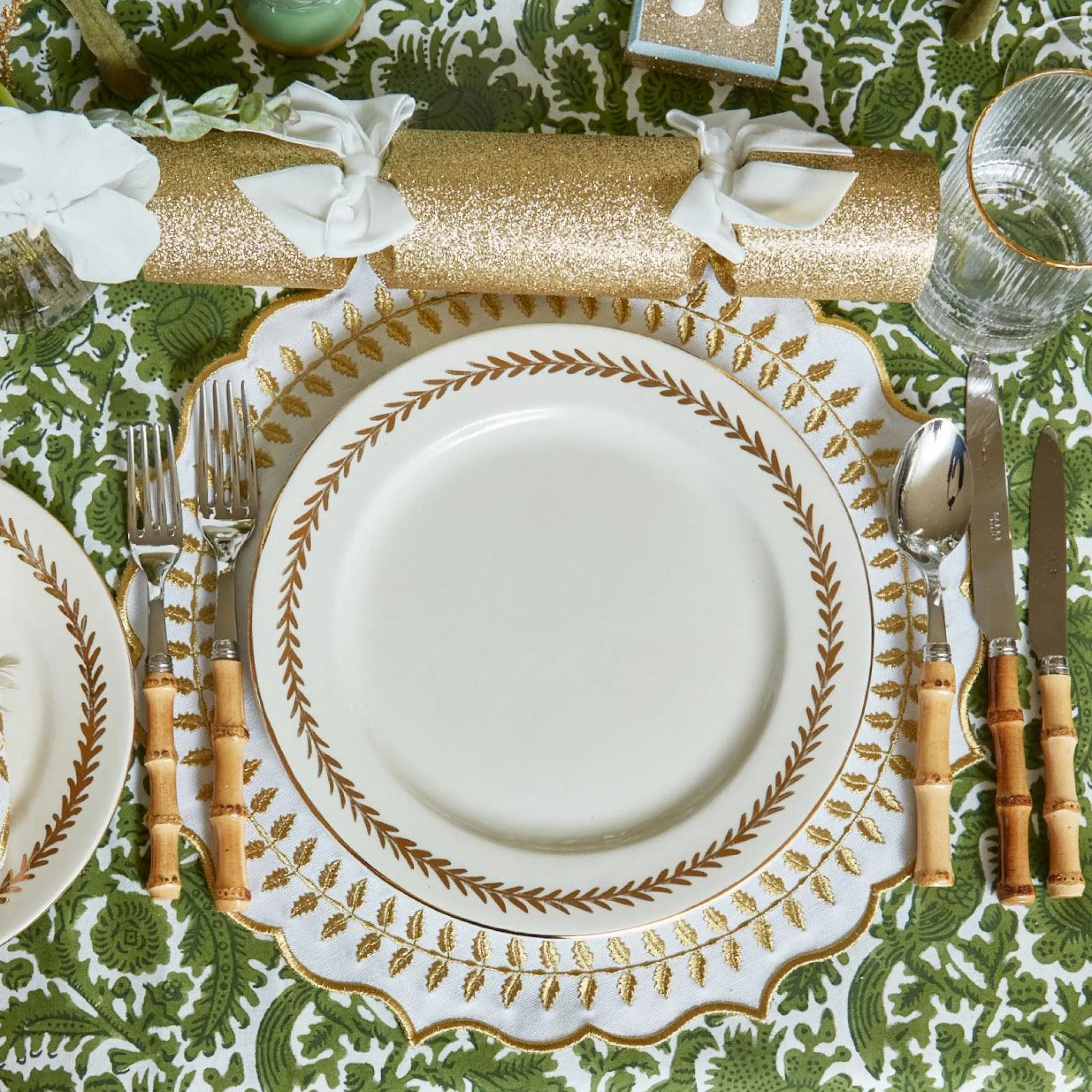 Gold Garland Dinner Plates (Set Of 4)|Mrs. Alice Clearance