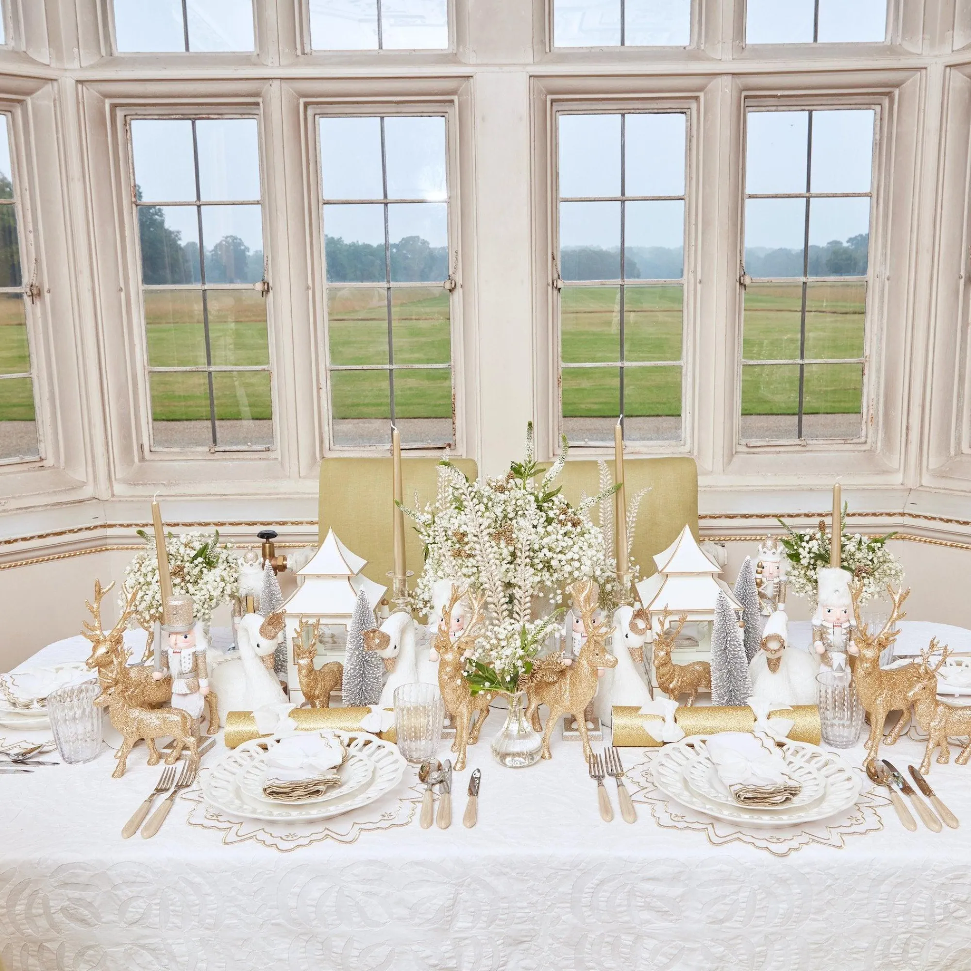 Gold Snowflake Napkins (Set Of 4)|Mrs. Alice Online