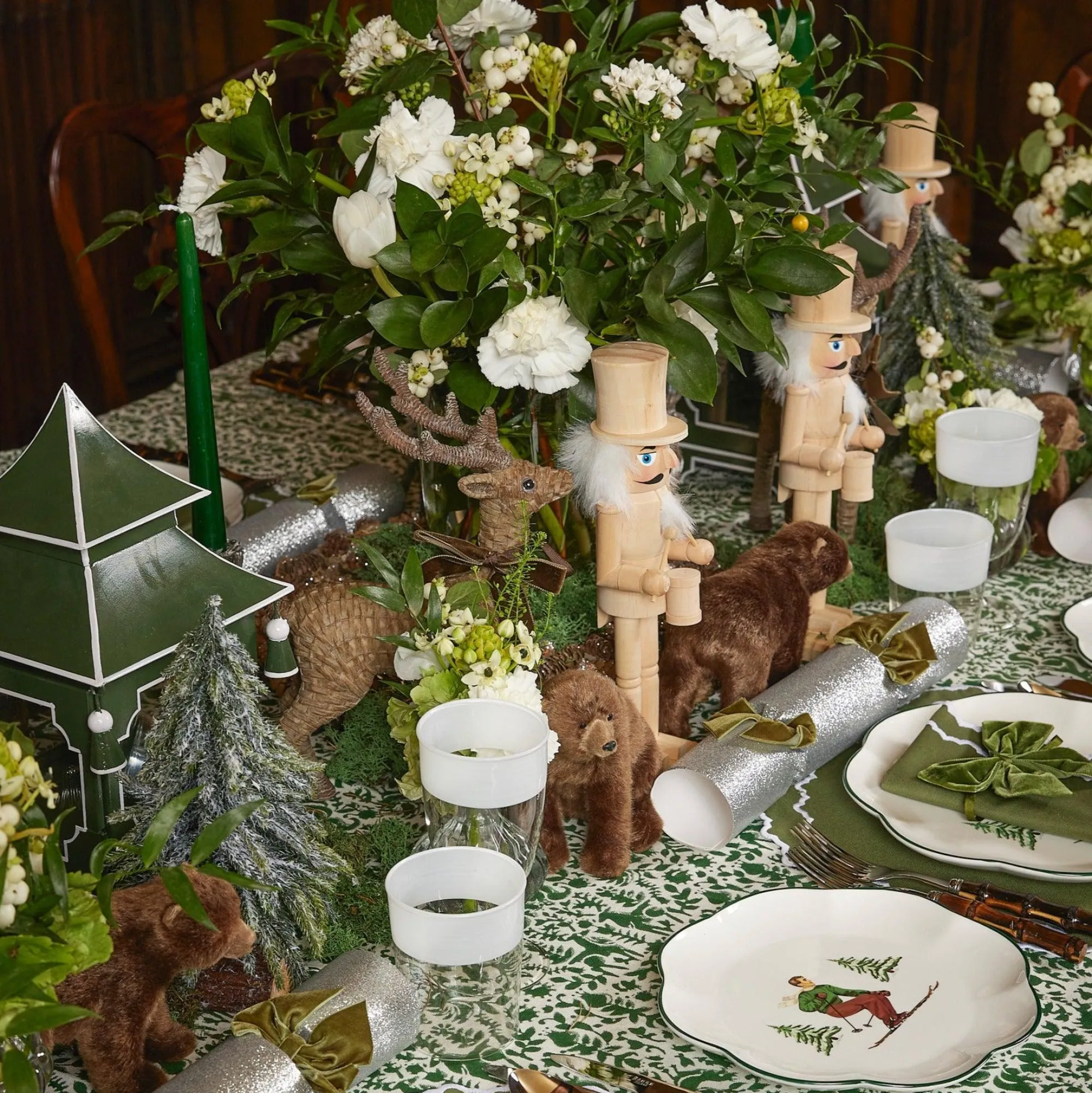 Heidi & Hans Skier Starter Plates (Set Of 4)|Mrs. Alice Sale