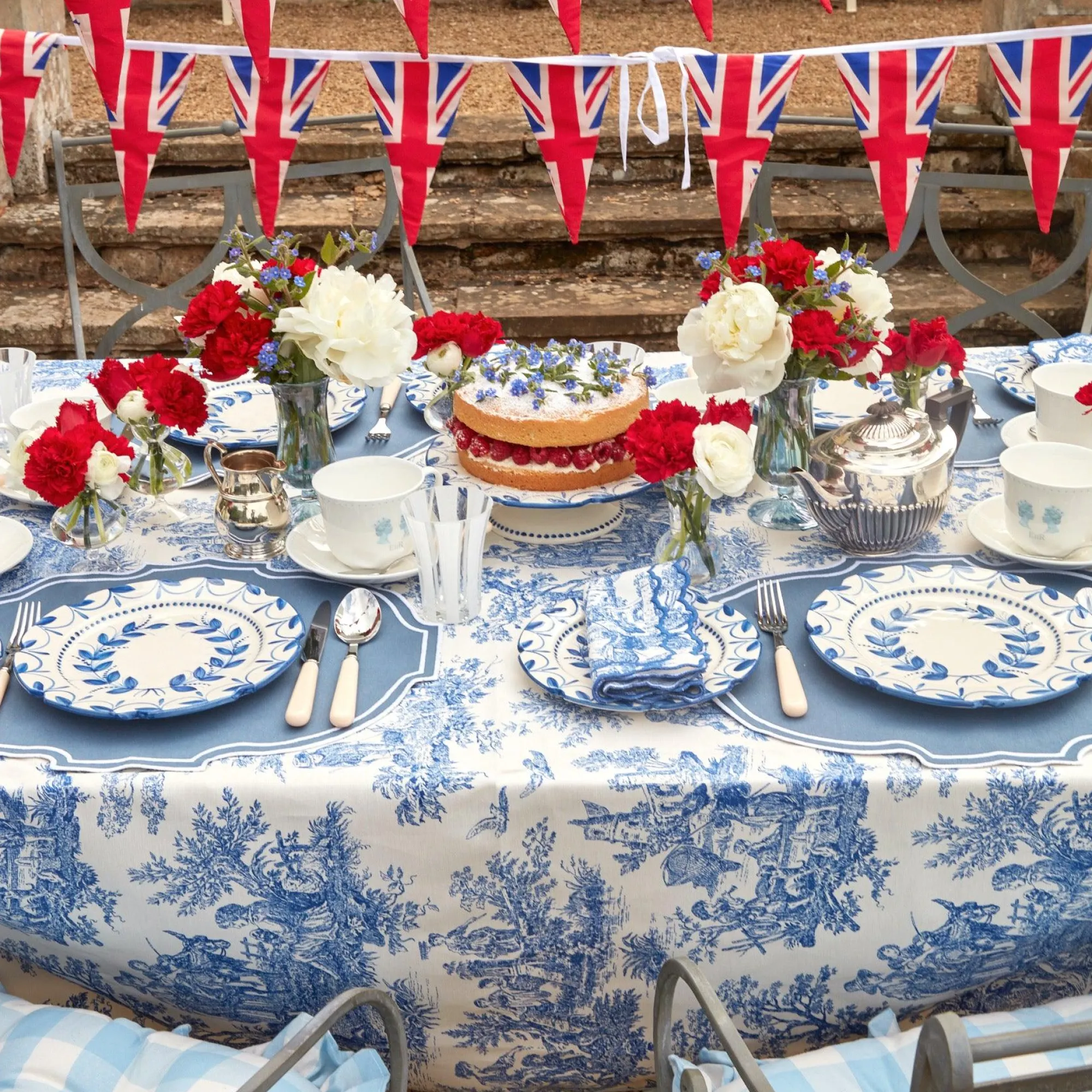 Lilibet Toile Tablecloth|Mrs. Alice