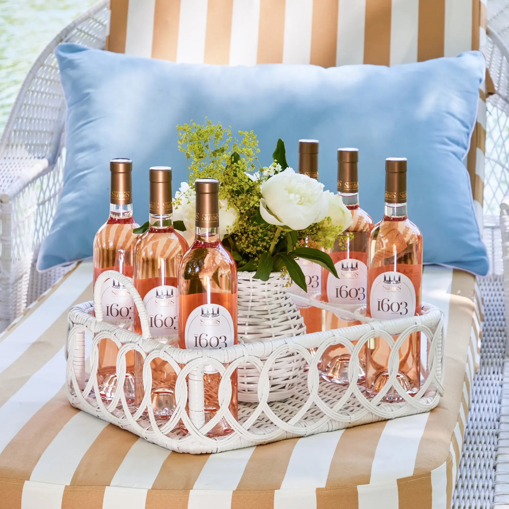 Lorenzo White Rattan Drinks Tray|Mrs. Alice Hot