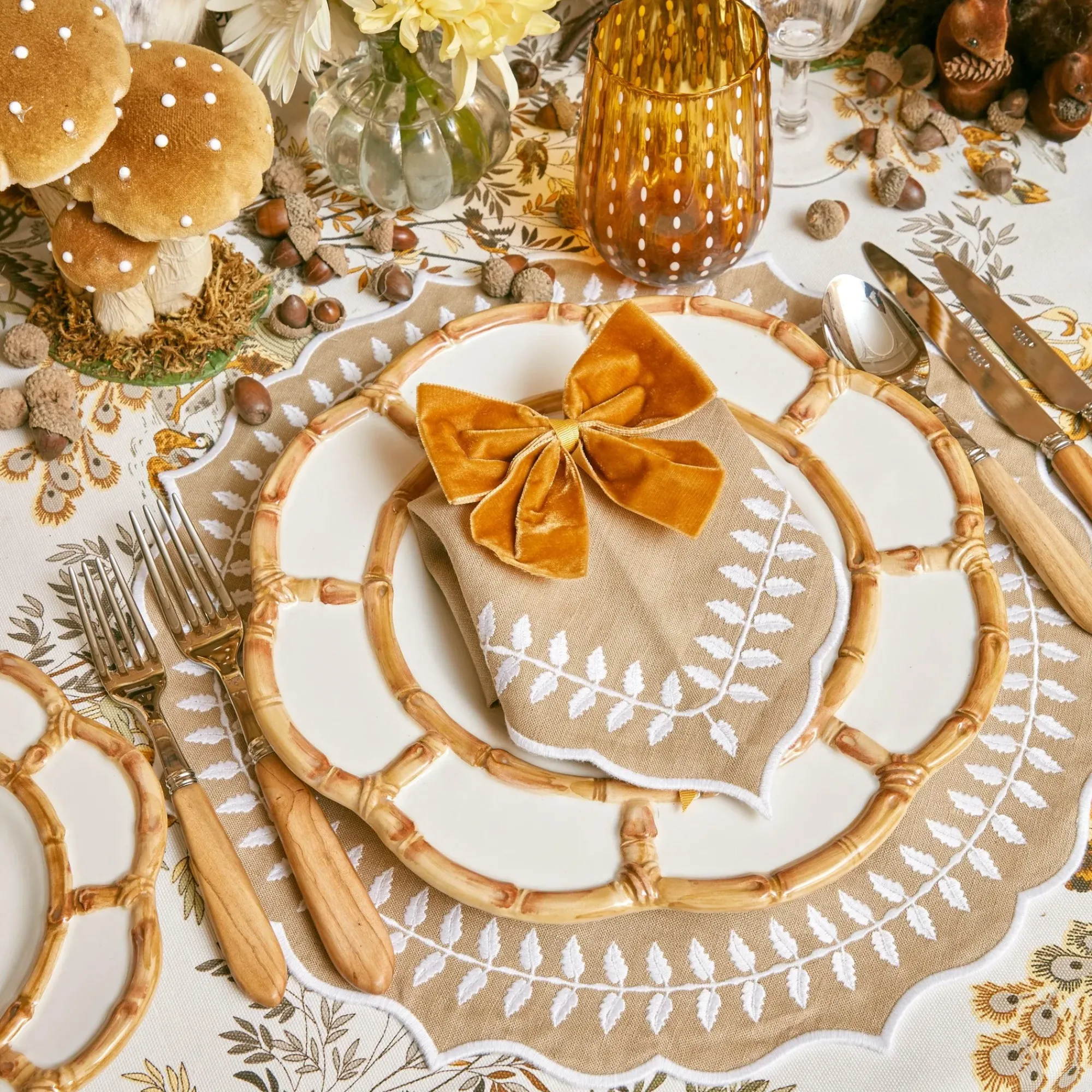 Petal Bamboo Ceramic Dinner Plate (Set Of 4)|Mrs. Alice