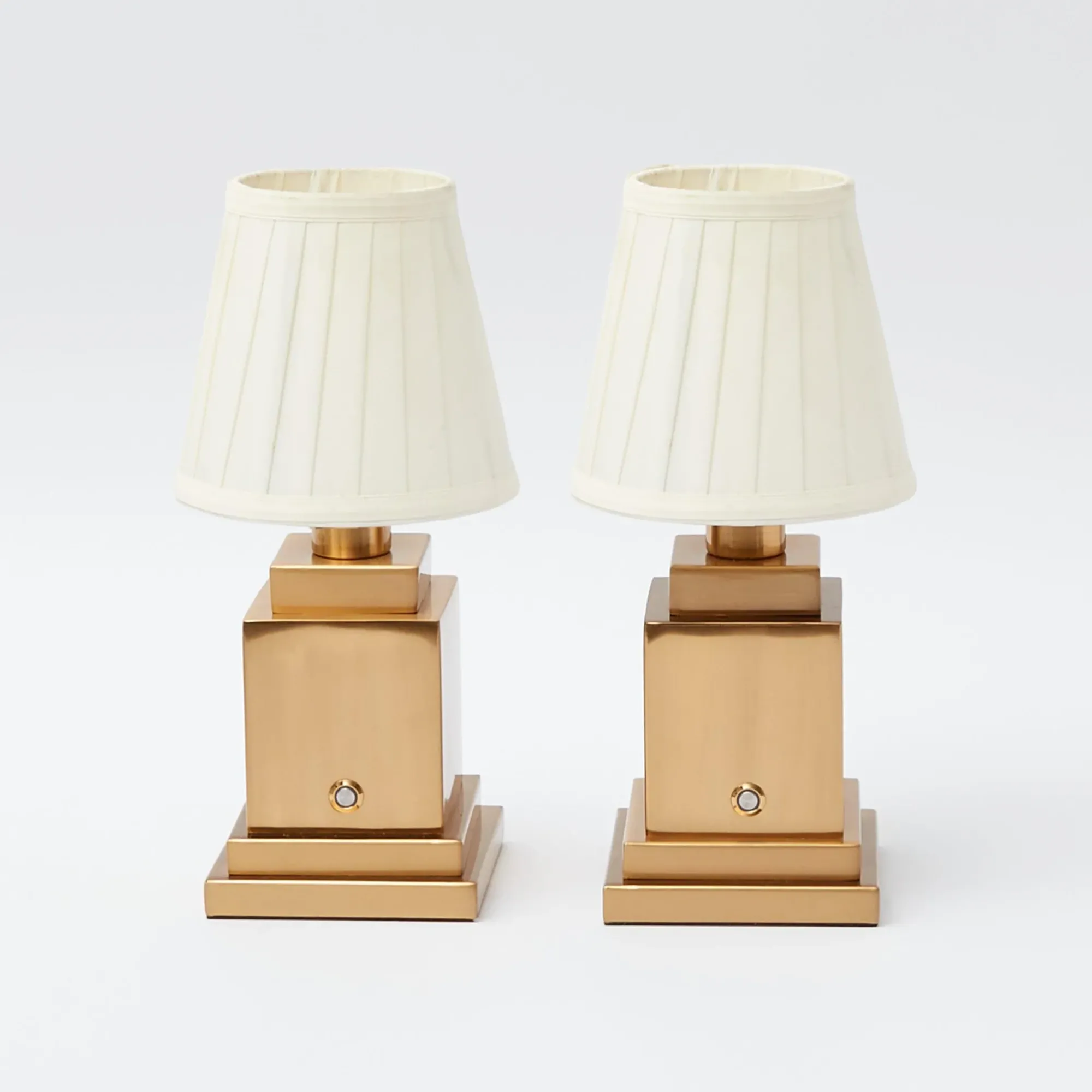 Rechargeable Table Lamp & Shade|Mrs. Alice Clearance