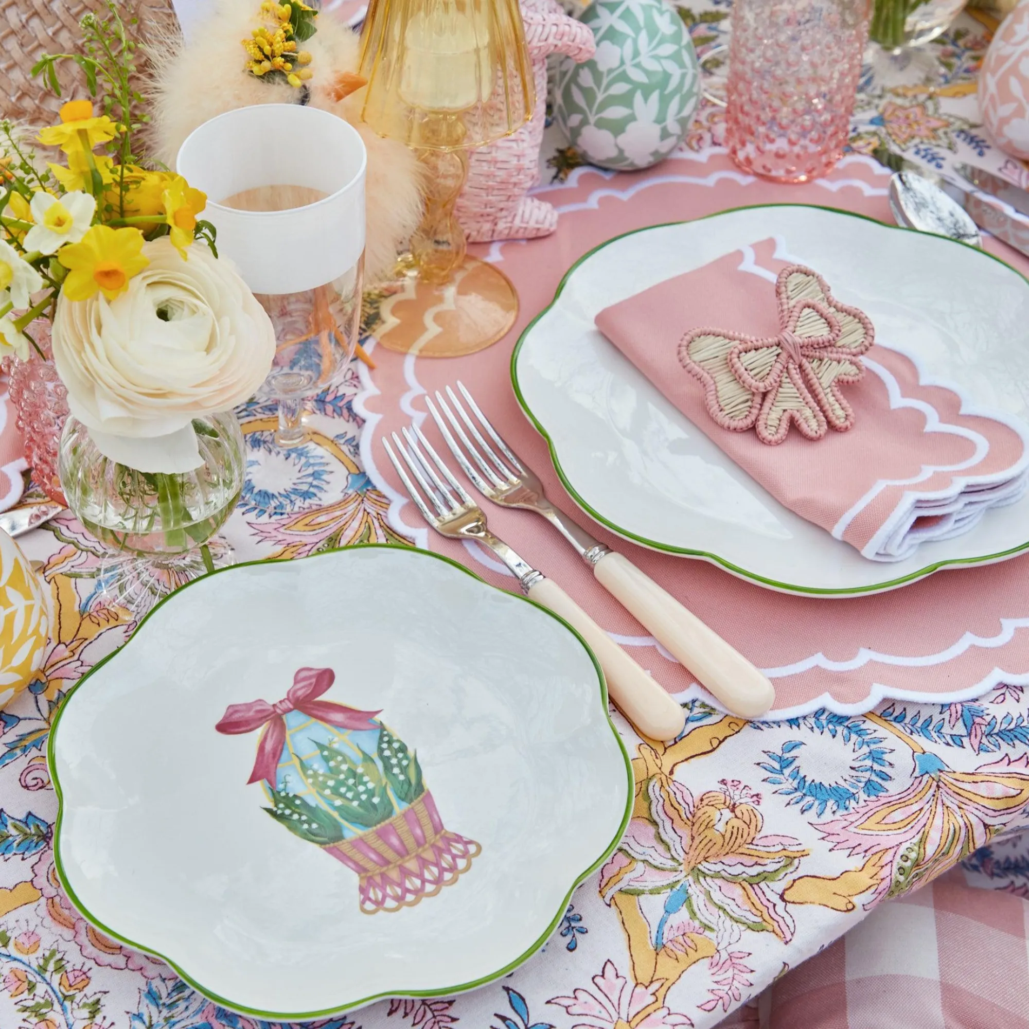 Scalloped Easter Starter Plates (Set Of 4)|Mrs. Alice Clearance