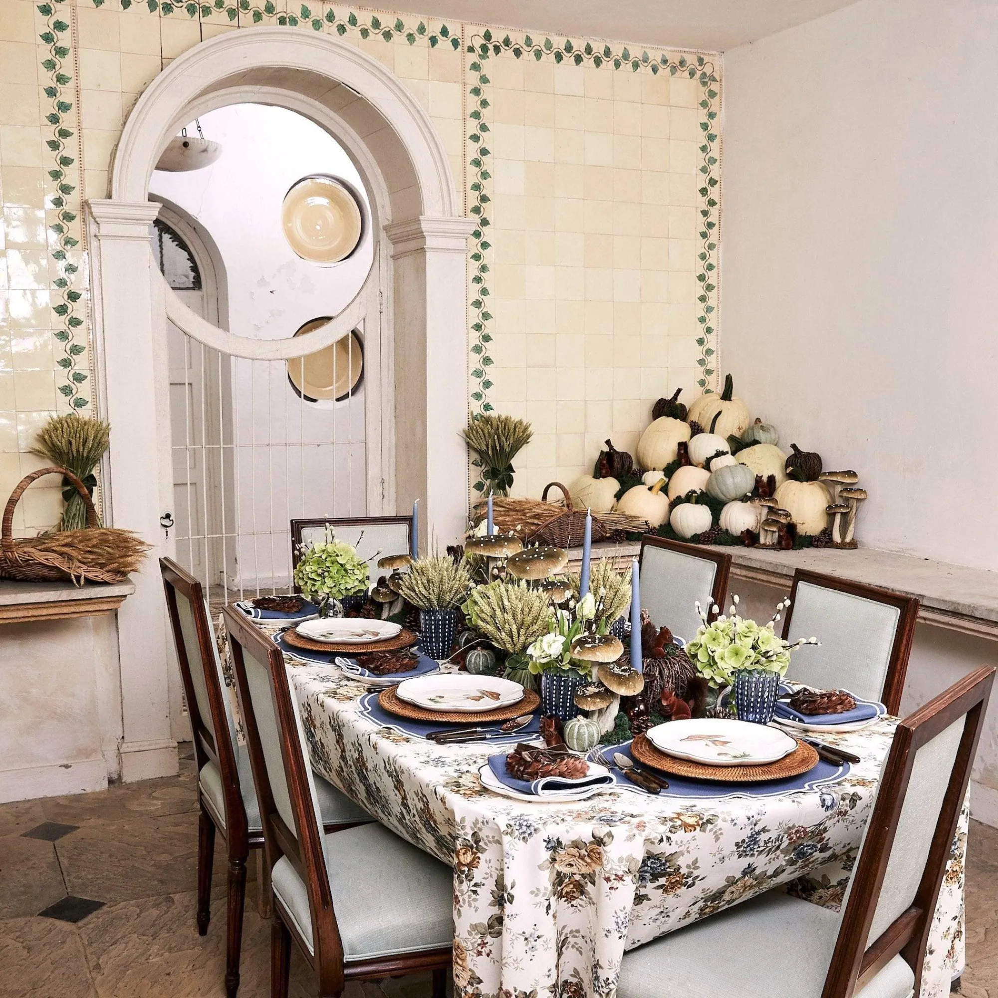 Scalloped Mushroom Starter Plate (Grey)|Mrs. Alice Online