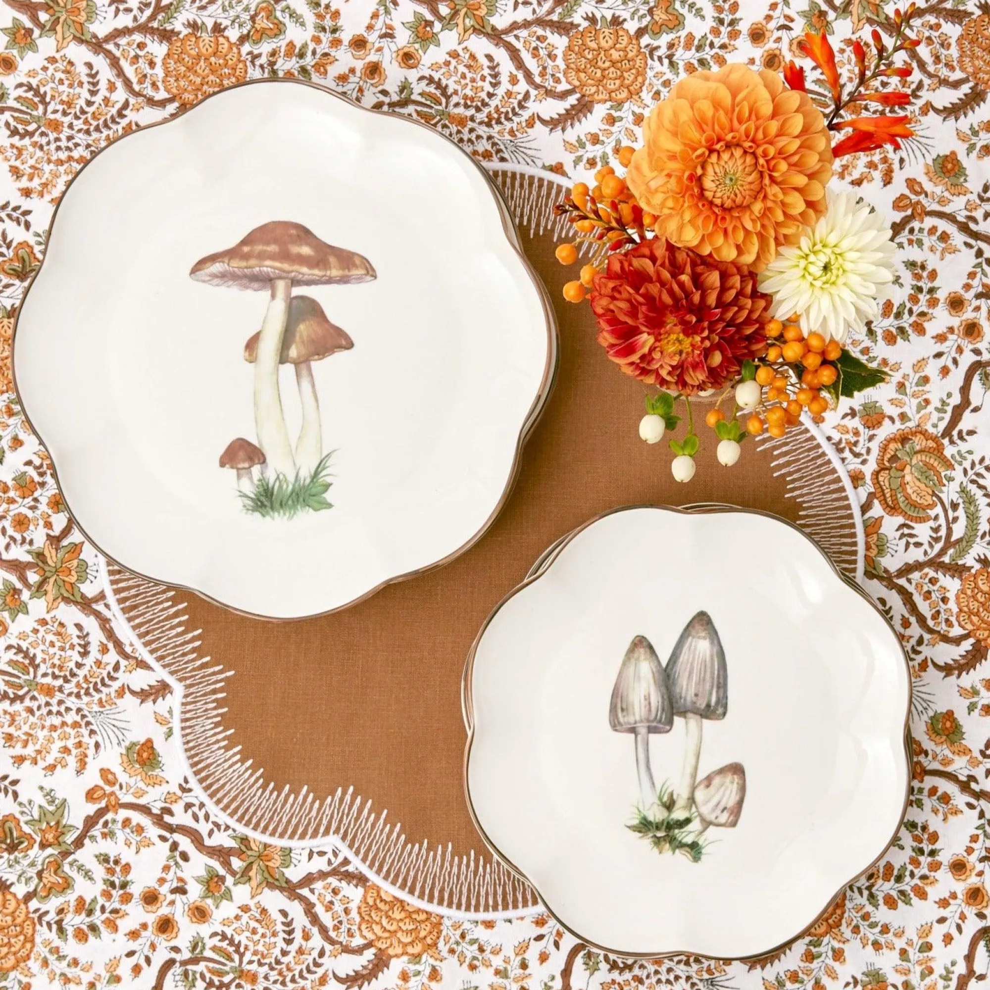 Scalloped Mushroom Starter Plate (Grey)|Mrs. Alice Online