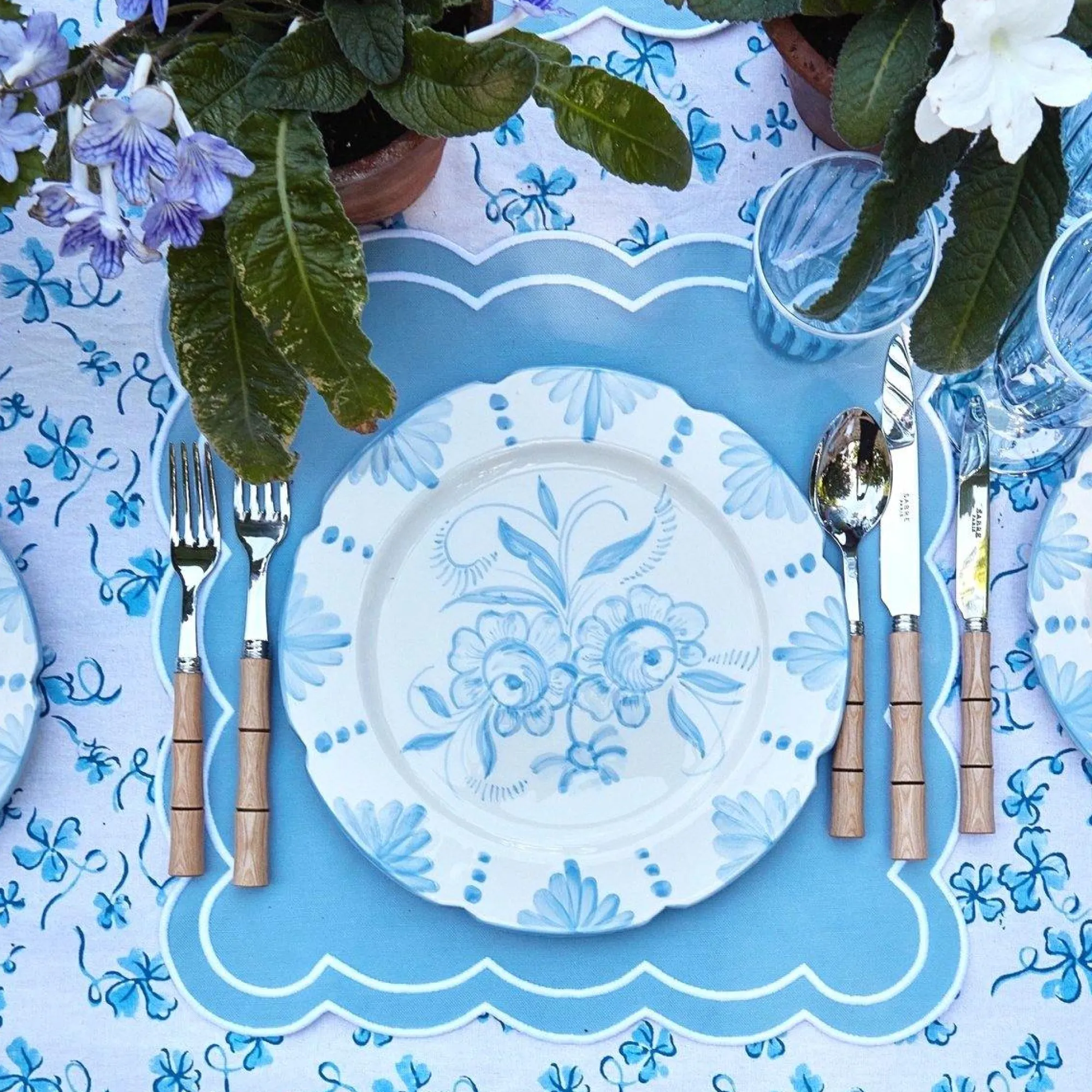 Seville Blue Gardenia Dinner Plate|Mrs. Alice