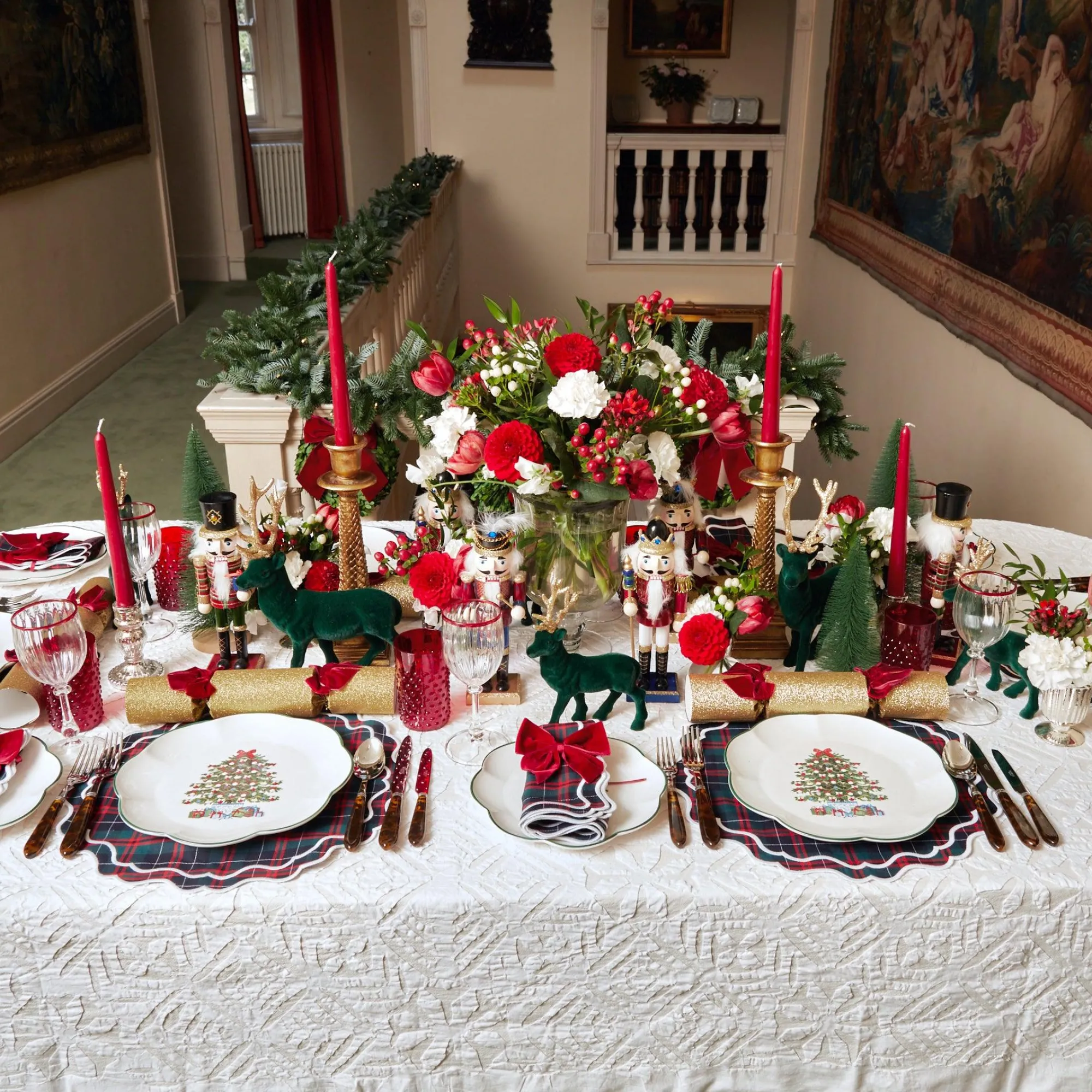 Snowflake Applique Tablecloth|Mrs. Alice New