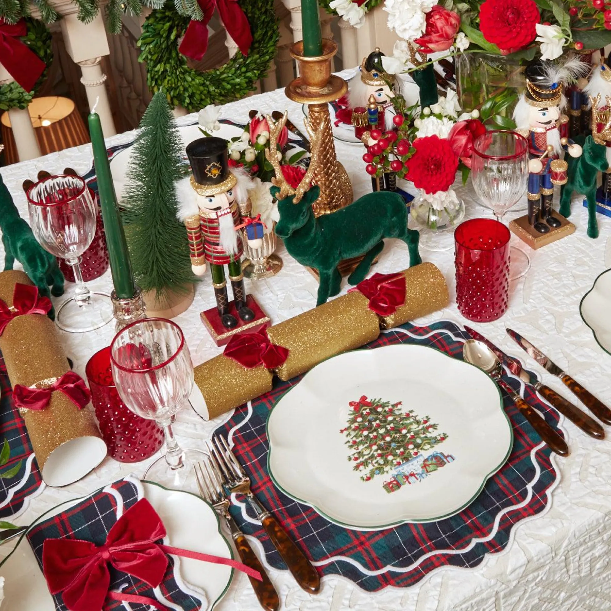 Snowflake Applique Tablecloth|Mrs. Alice New