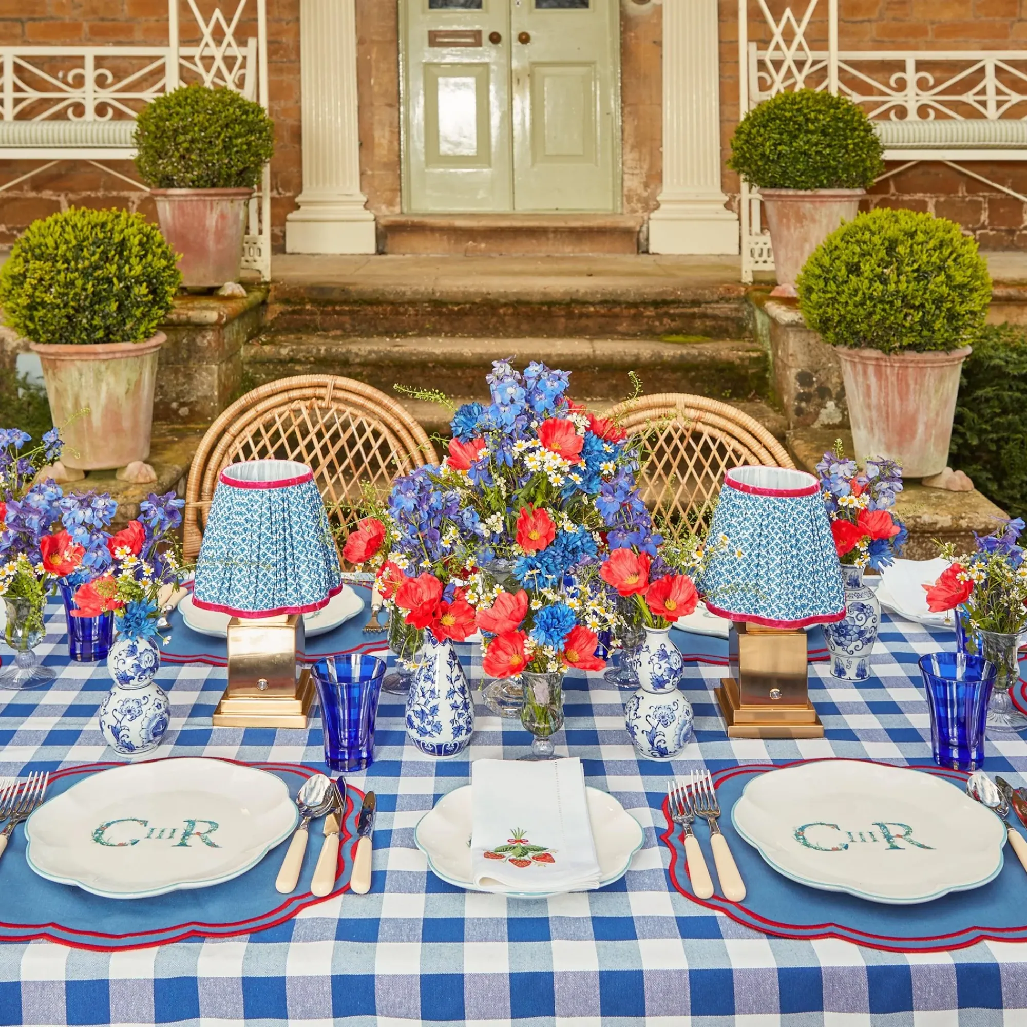 Strawberry White Linen Embroidered Napkins (Set Of 4)|Mrs. Alice New