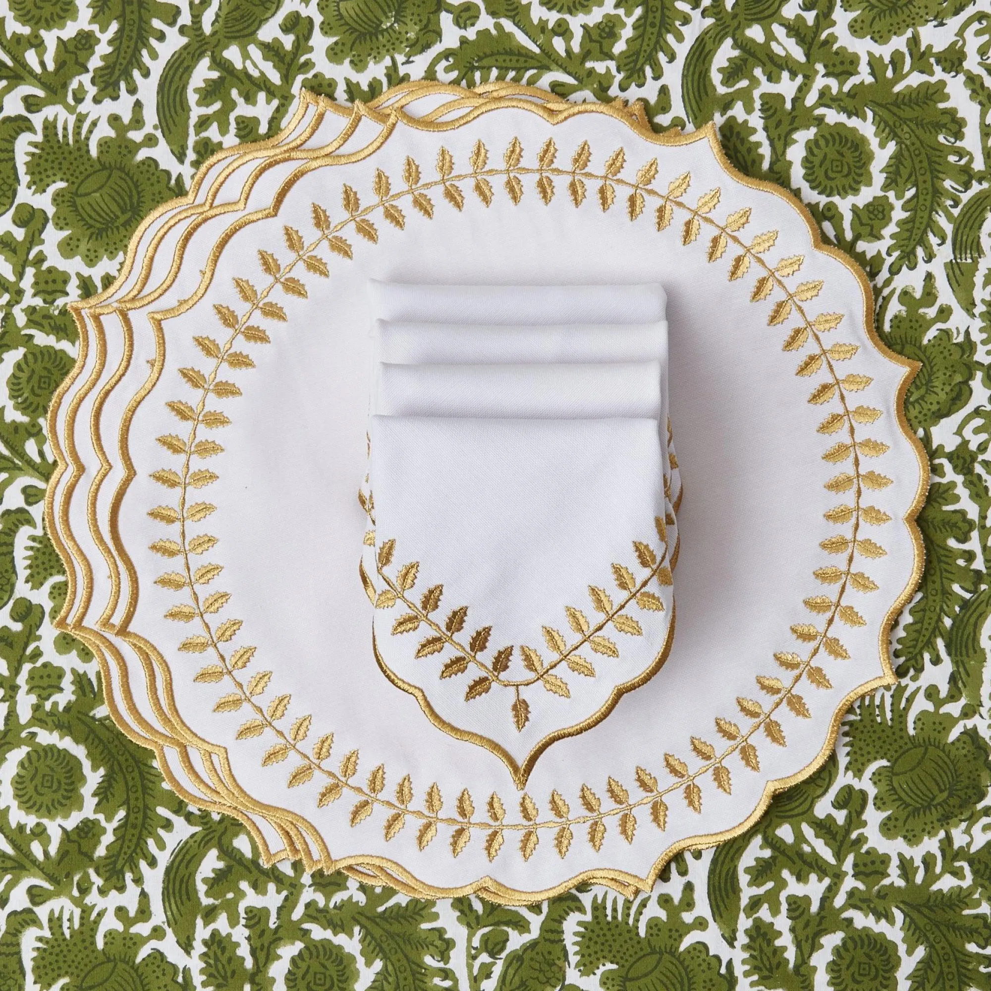 White & Gold Laurel Napkins (Set Of 4)|Mrs. Alice Discount