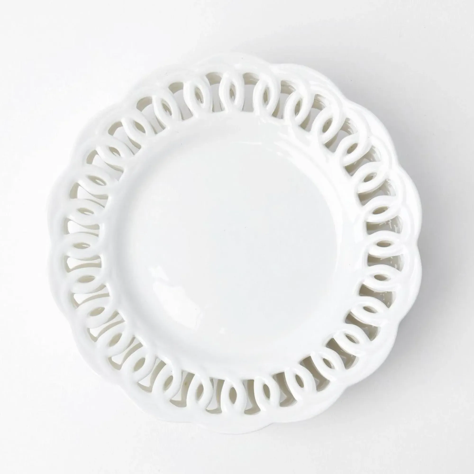 White Lace Dinner Plates (Set Of 4)|Mrs. Alice Best