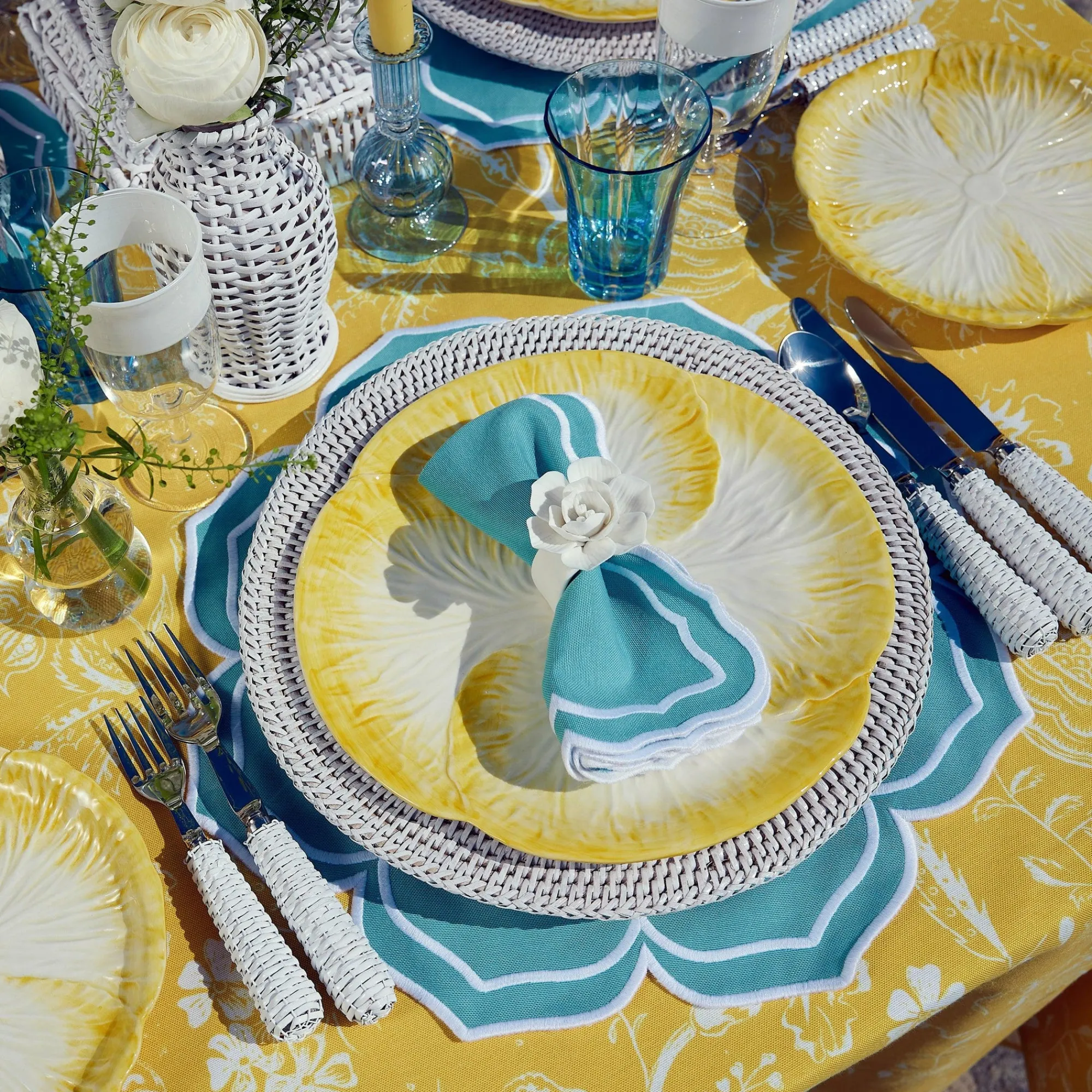 Yellow Capri Lettuce Dinner Plates (Set Of 4)|Mrs. Alice Clearance