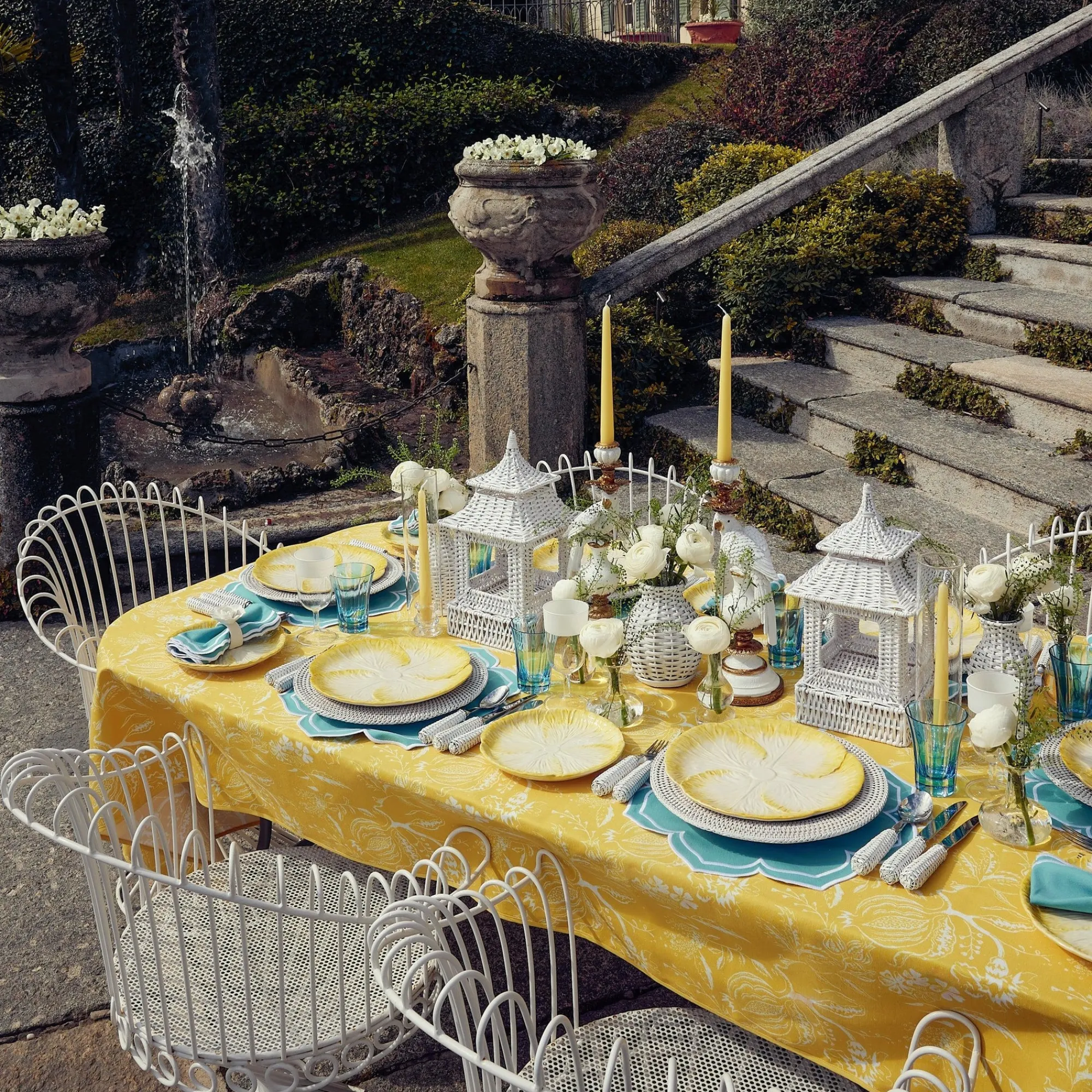 Yellow Capri Lettuce Dinner Plate|Mrs. Alice Discount